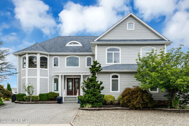 Building Photo - 3110 Windsor Ave