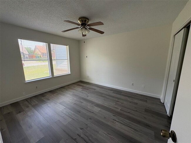 Building Photo - 1128 Orchard Park Cir