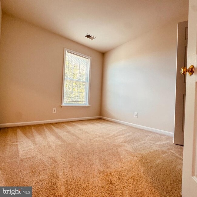 Building Photo - 8936 Singleleaf Cir