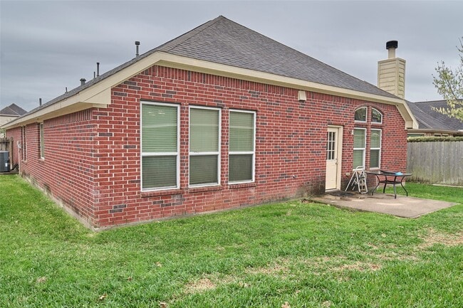 Building Photo - 26418 Green Heron Dr