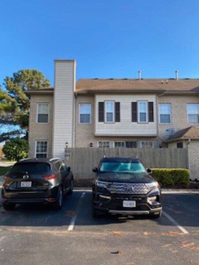 Red Mill Village 2040 Hardwick Ct Virginia Beach VA 23454 Apartment