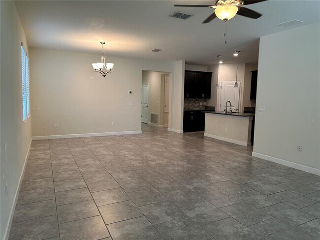 Building Photo - 7560 Bluejack Oak Dr