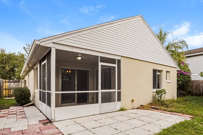 Building Photo - 813 Heather Glen Cir