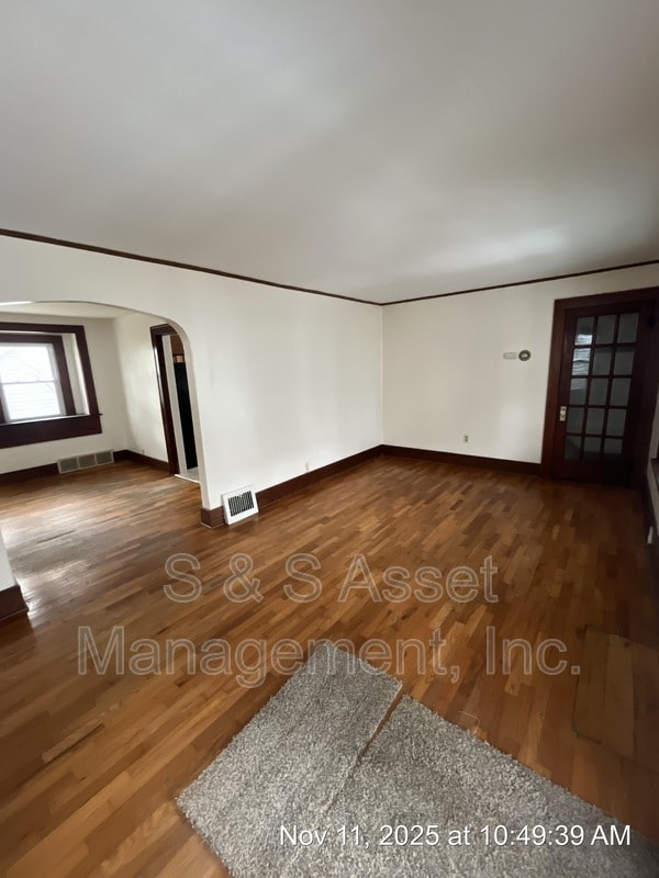 Building Photo - 1213 Edward St