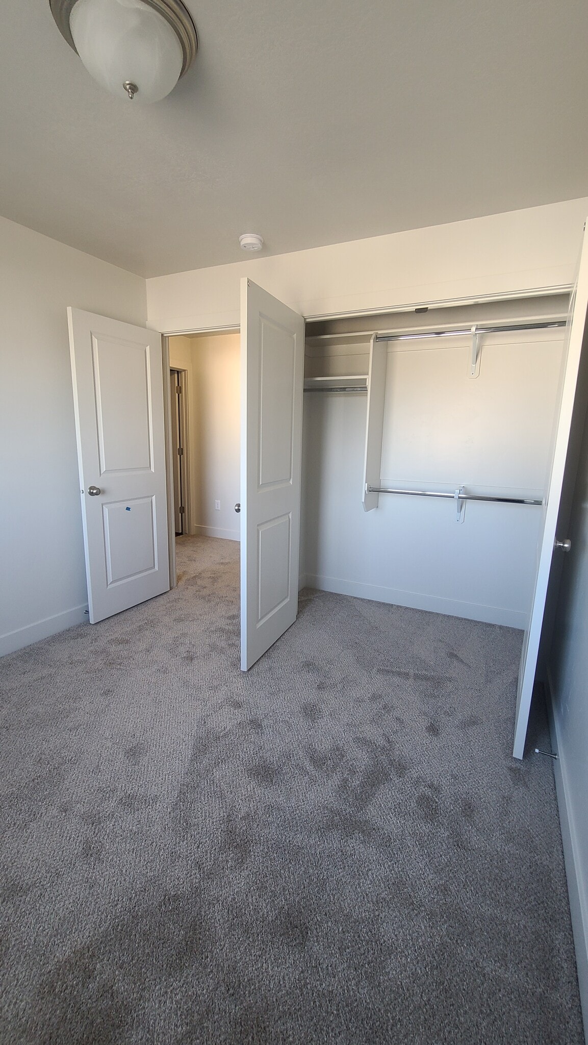 Building Photo - 2460 W 450 N