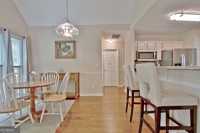 Building Photo - 304 Lamella Ln