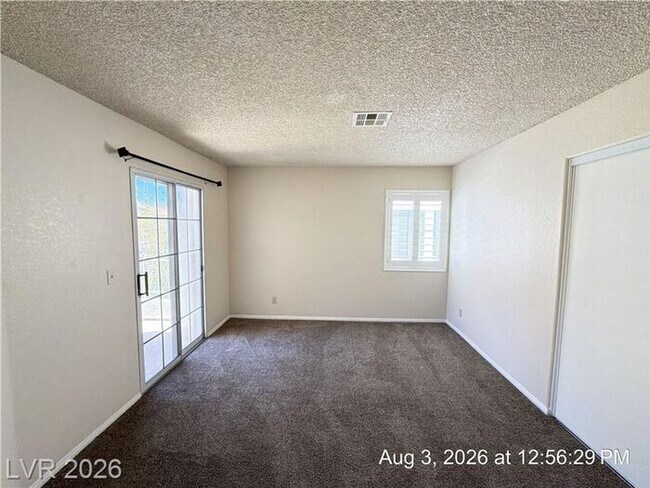 Building Photo - Beautiful Home with Private Balcony, Fireplace & Granite Kitchen