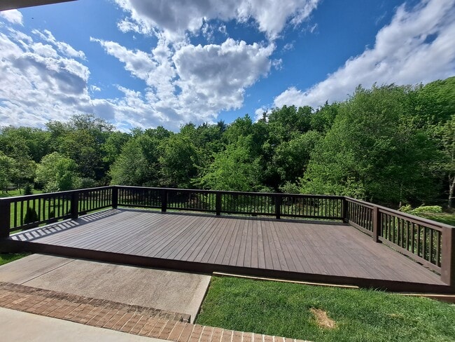 Building Photo - 12170 Inglecrest Ln