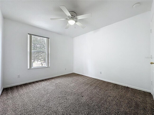 Building Photo - 16748 Sunrise Vista Dr