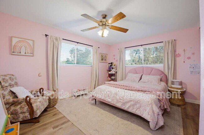 Building Photo - 1953 Granite Hills Dr