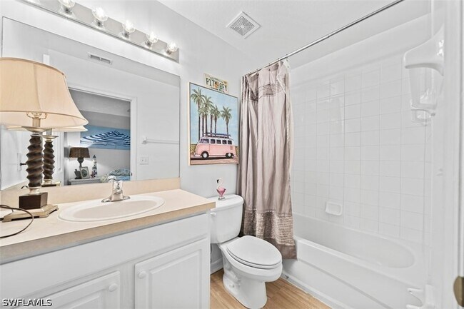 Building Photo - 10039 Poppy Hill Dr
