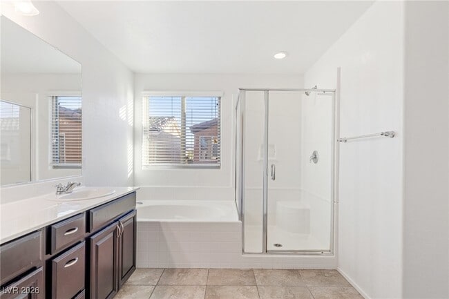 Building Photo - 7741 Lots Hills Dr