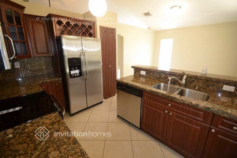 Building Photo - 9901 Red Heart Ln