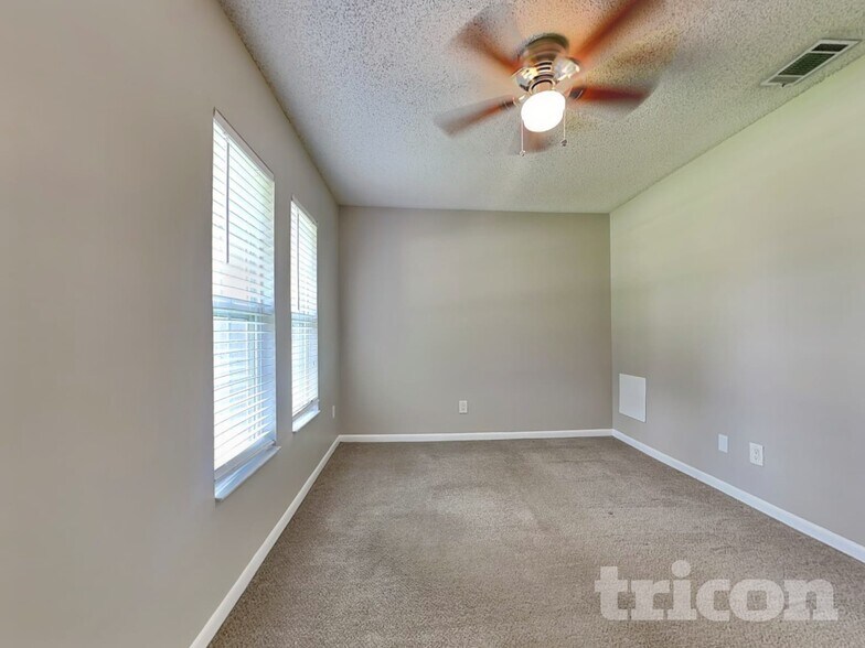 Building Photo - 3106 King Phillip Way