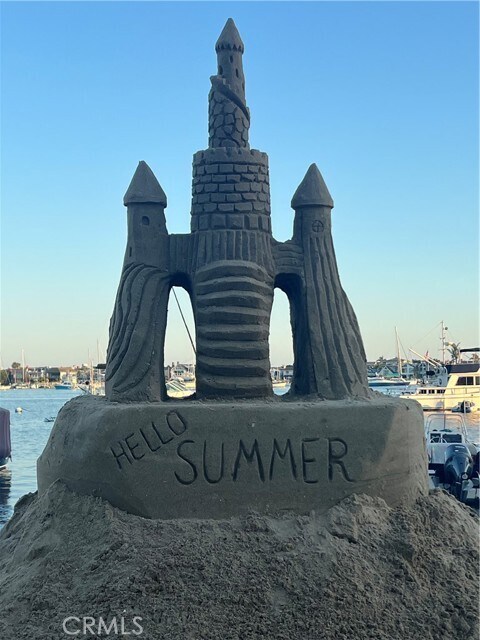 Building Photo - 227 Apolena Ave