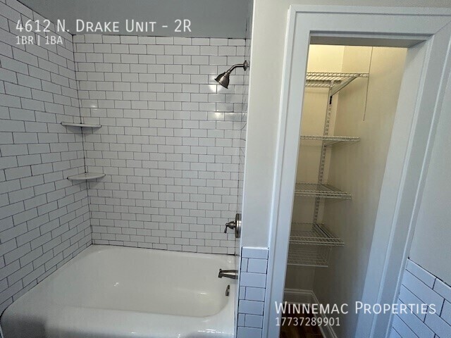 Building Photo - 4612 N Drake Ave