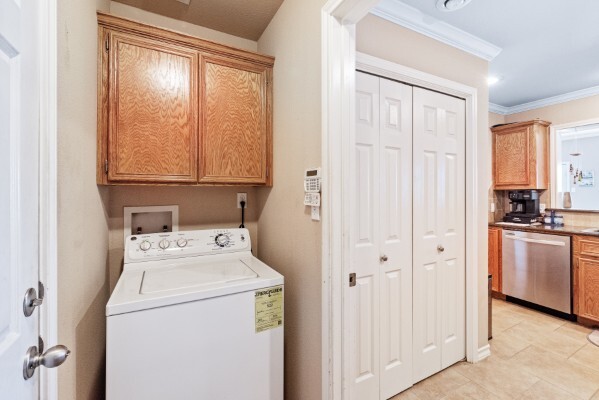 Building Photo - 13937 Windjammer Dr