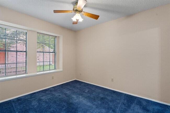 Building Photo - 11901 Swearingen Dr