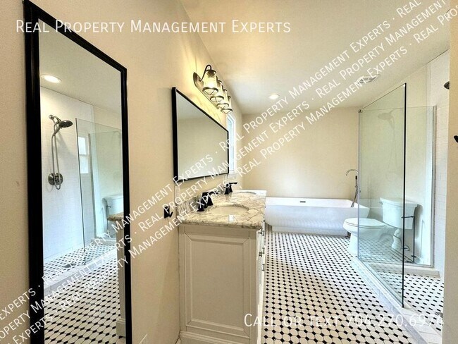 Building Photo - Stunning 4BR/3BA Home in Charlotte!