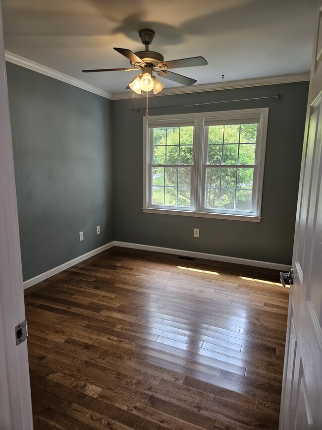 Main House Office Room - 5311 Adrian Rd