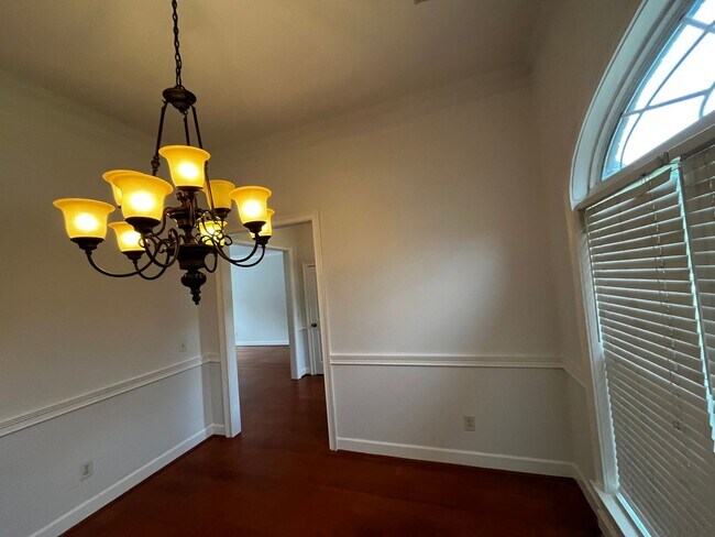Building Photo - New to the Market! Welcome Home!