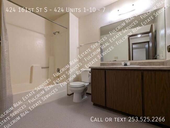 Building Photo - 424 161st St S