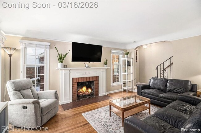 Building Photo - 350 N Reginald St