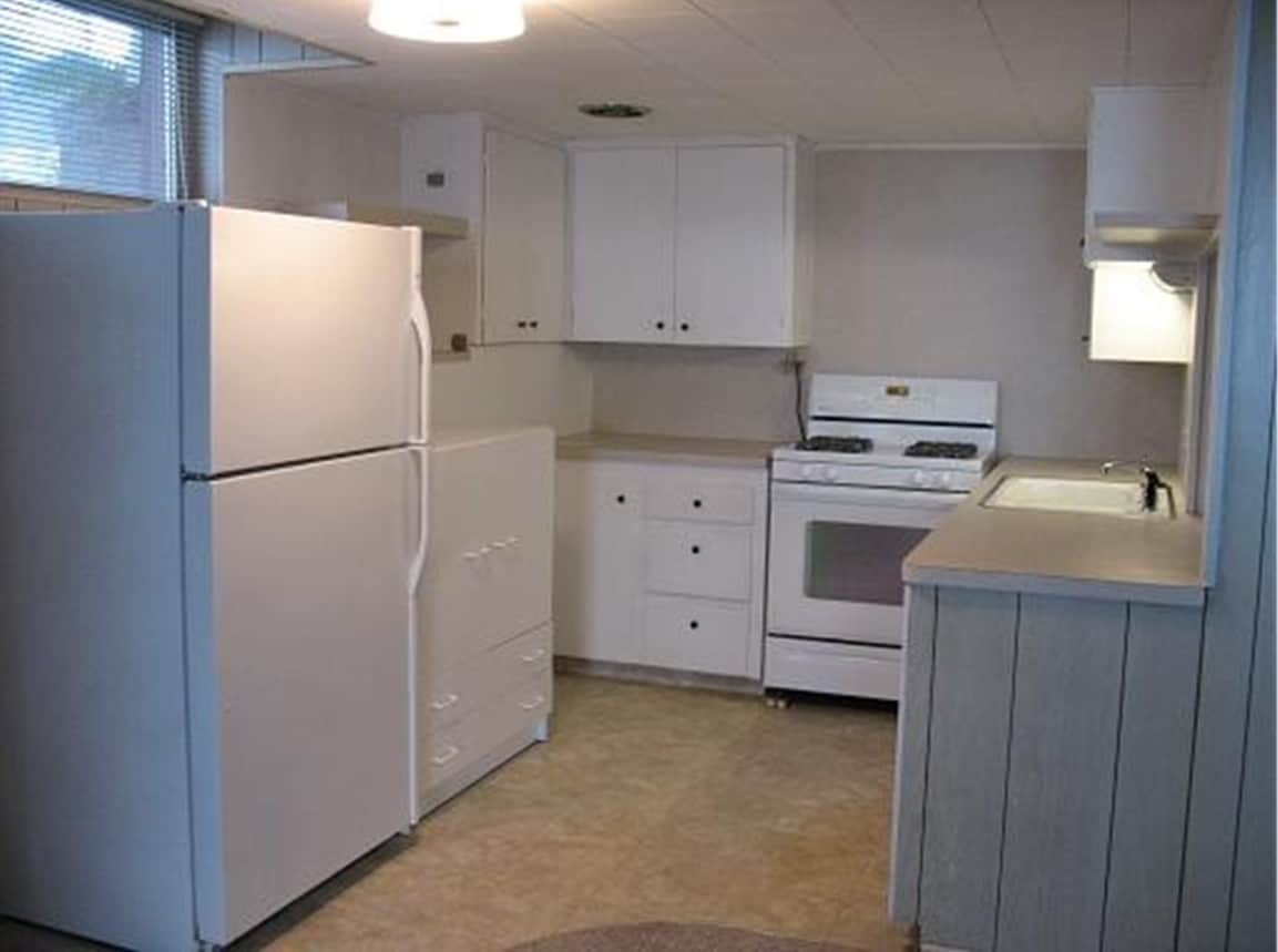 Kitchen - 718 S Elizabeth St