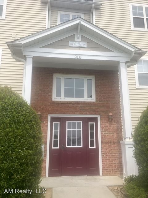 Building Photo - 9853 Hyde Glen Ct