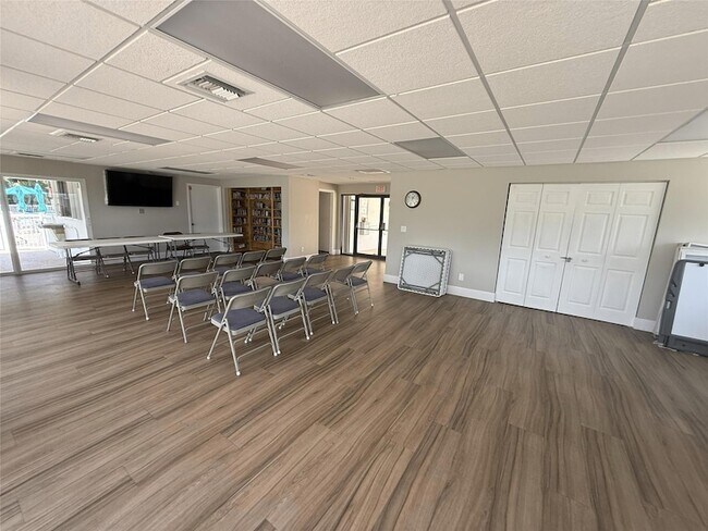 Building Photo - 2400 S Ocean Dr