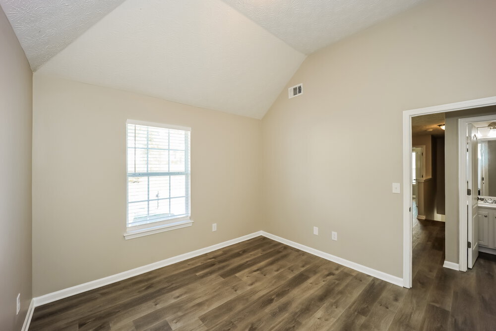 Building Photo - 1365 Camelia St