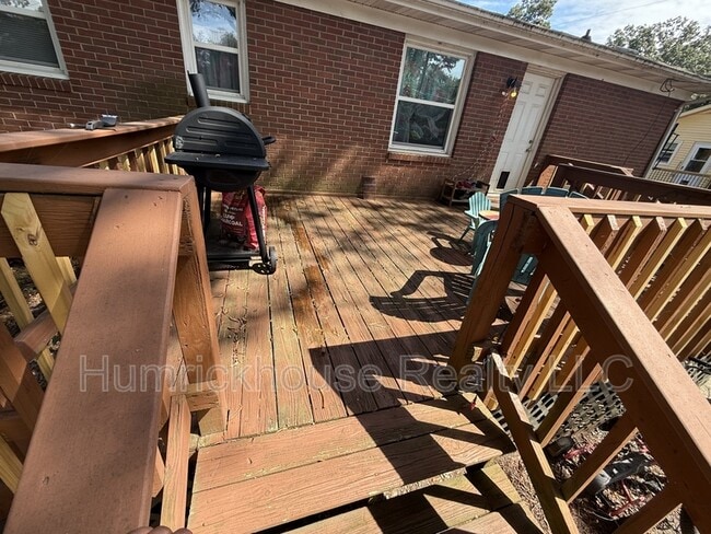 Building Photo - 4200 Sudbury Rd