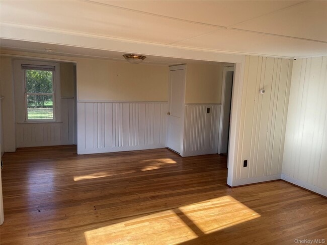 Building Photo - 40 W Garden St