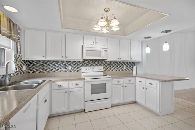 Building Photo - 15350 Moonraker Ct