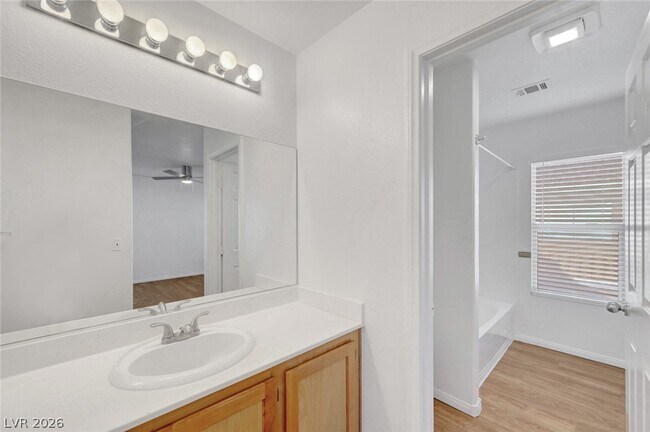 Building Photo - 1453 Morro Creek St