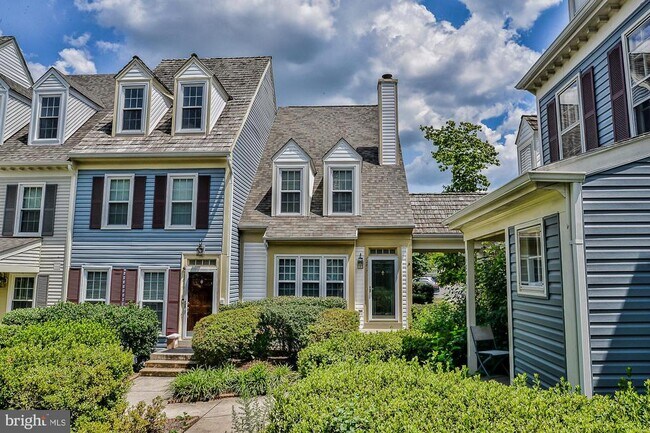 Building Photo - 12817 Mill Brook Ct