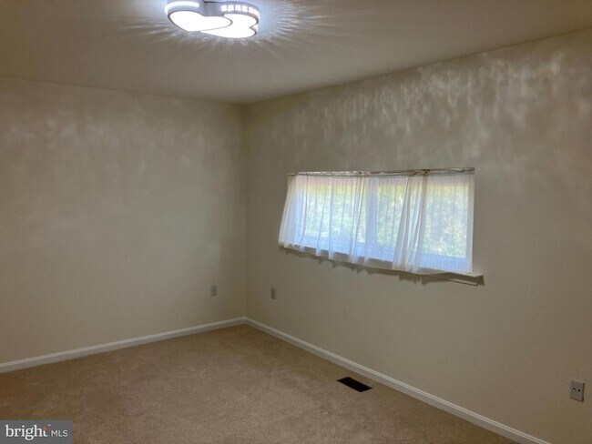 Building Photo - 2131 Dominion Heights Ct
