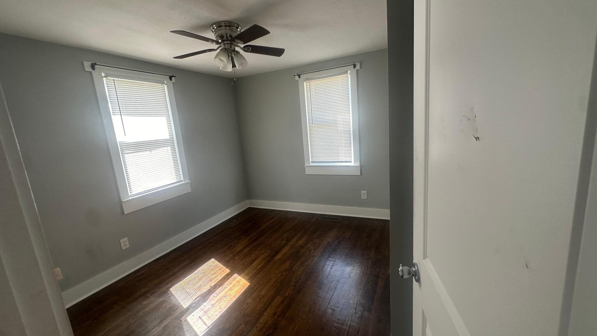 Building Photo - 415 Samuel Moore Pkwy