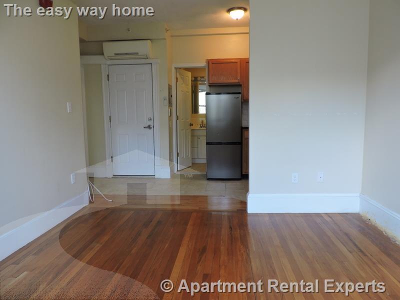 Building Photo - 77 Hancock St