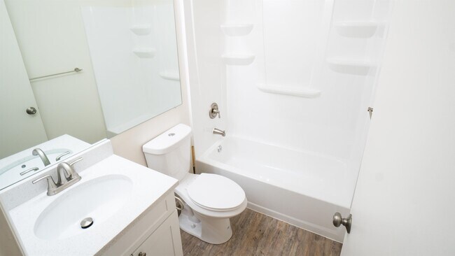 Building Photo - 5558 S Somerset Way