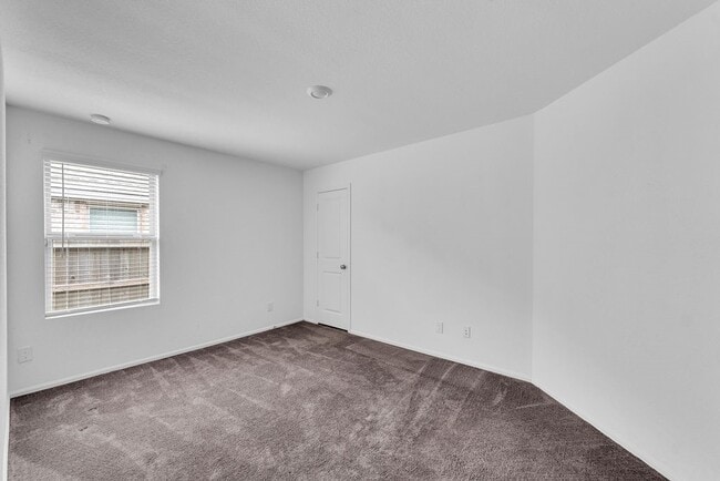 Building Photo - 18406 Cobalt Cove Ln