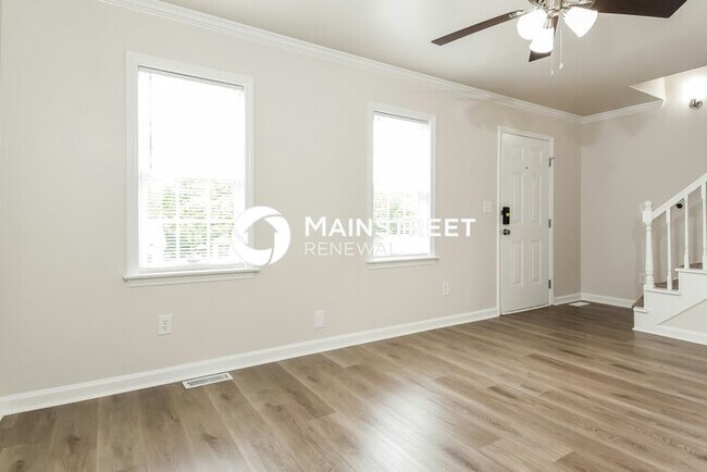 Building Photo - 3 Bedroom Pet-Friendly Home in WINSTON SAL...