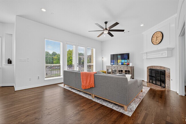 Building Photo - 1505 Wentworth St