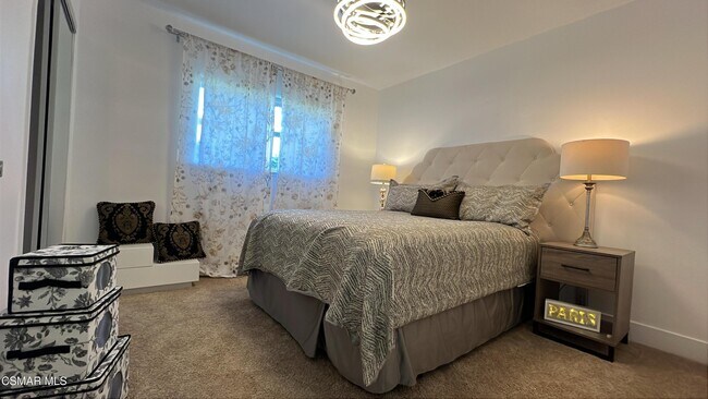 Building Photo - 1572 Dover Ave