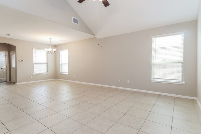 Building Photo - 9207 Penfield Dr