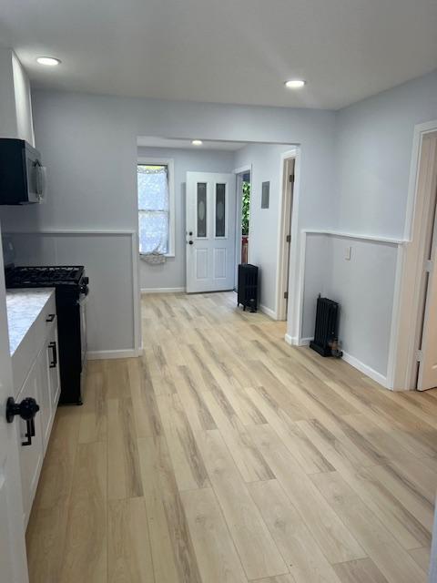 Building Photo - 273 Maple Ave