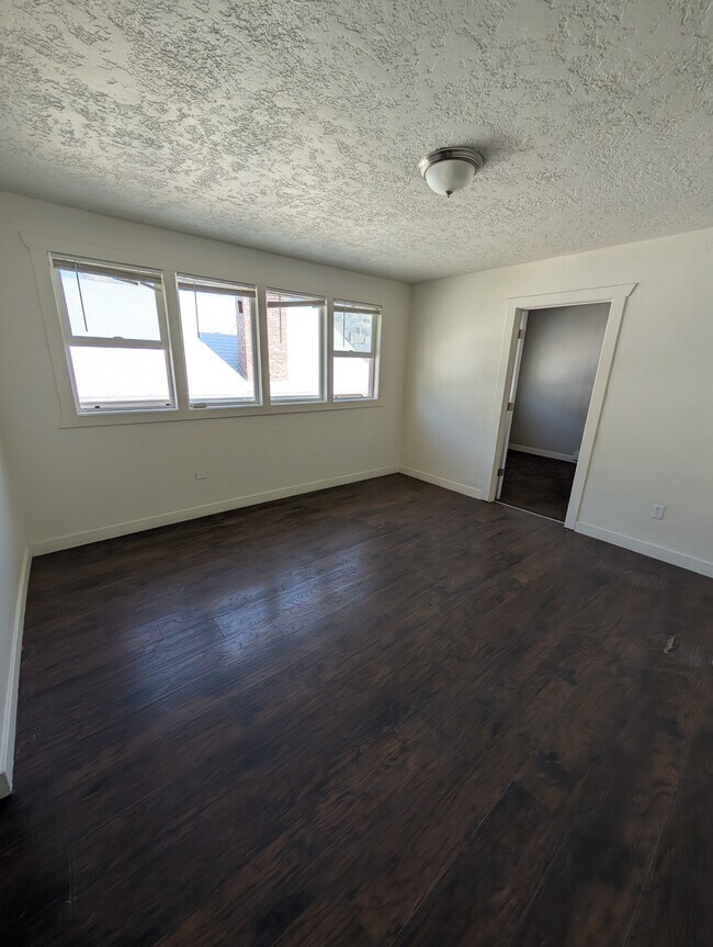 Building Photo - 228 W 100 N