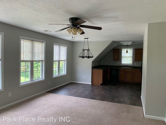 Building Photo - 2 br, 2 bath House - 704 Mecca Street NE