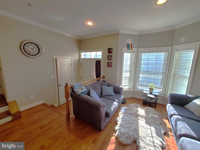 Building Photo - 3709 Fords Ln