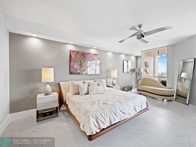 Building Photo - 1460 S Ocean Blvd